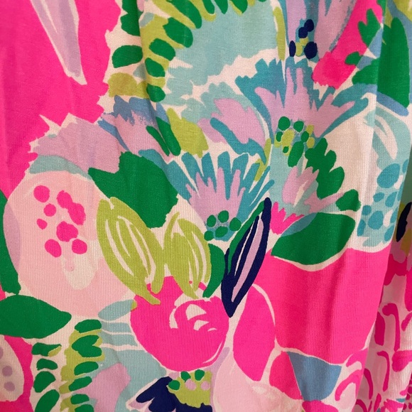 Lilly Pulitzer Romper Size Medium Green Blue Pink and White Floral Pattern - Picture 6 of 11